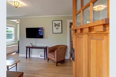 4219 NE 78th Ave, Portland, OR 97218 - Photo 5