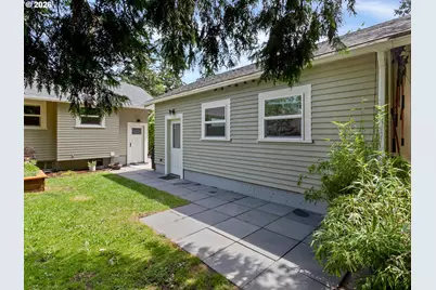 4219 NE 78th Ave, Portland, OR 97218 - Photo 31