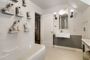 6394 SW Burlingame Ave, Portland, OR 97239 - Photo 19