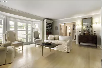 6394 SW Burlingame Ave, Portland, OR 97239 - Photo 7