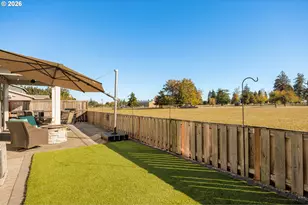 1054 Vista Oaks Dr, Forest Grove, OR 97116 - Photo 25