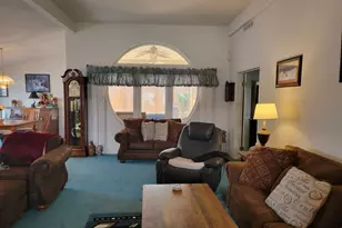 421 W Grant St, Burns, OR 97720 - Photo 5