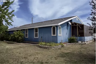 421 W Grant St, Burns, OR 97720 - Photo 35