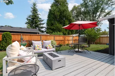 14105 SW Spinnaker Dr, Beaverton, OR 97005 - Photo 31