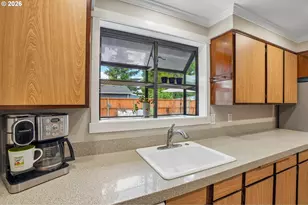 14105 SW Spinnaker Dr, Beaverton, OR 97005 - Photo 21