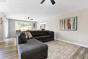 14105 SW Spinnaker Dr, Beaverton, OR 97005 - Photo 15