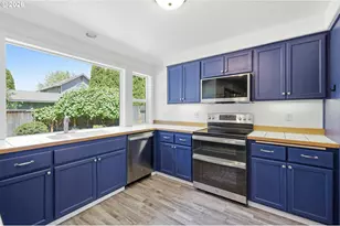 367 Lynnbrook Dr, Eugene, OR 97404 - Photo 13