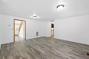 367 Lynnbrook Dr, Eugene, OR 97404 - Photo 35