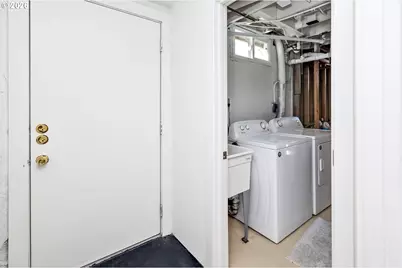 9101 N Allegheny Ave, Portland, OR 97203 - Photo 33