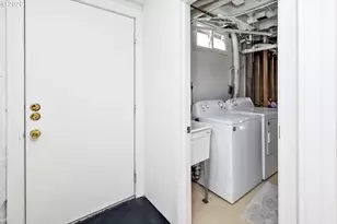 9101 N Allegheny Ave, Portland, OR 97203 - Photo 33