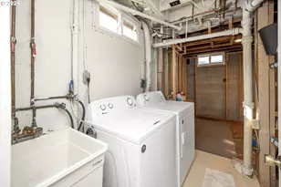 9101 N Allegheny Ave, Portland, OR 97203 - Photo 33