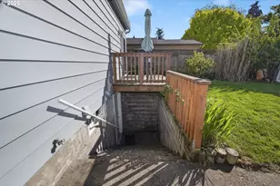 9101 N Allegheny Ave, Portland, OR 97203 - Photo 37