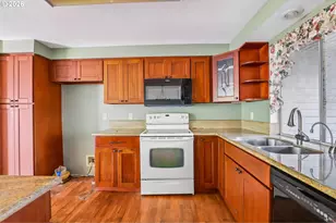 11892 SW Morning Hill Dr, Portland, OR 97223 - Photo 13