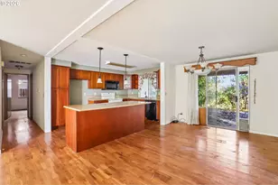 11892 SW Morning Hill Dr, Portland, OR 97223 - Photo 9