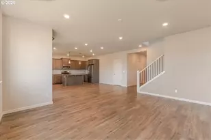 2094 Legacy Heights Dr, Salem, OR 97302 - Photo 15