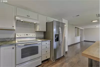 31775 NW Wascoe St, North Plains, OR 97133 - Photo 11