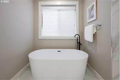 4214 SE 19th Ave, Brush Prairie, WA 98606 - Photo 17