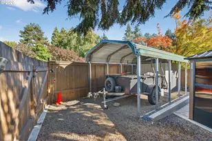 17928 Royal Ct, Lake Oswego, OR 97035 - Photo 35