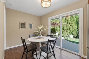 17928 Royal Ct, Lake Oswego, OR 97035 - Photo 15