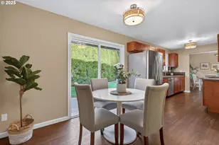 17928 Royal Ct, Lake Oswego, OR 97035 - Photo 9