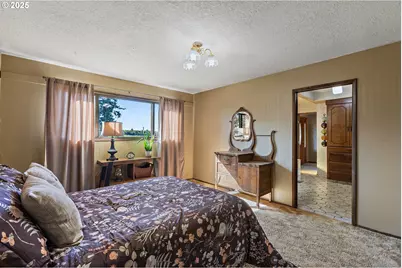 4667 St Paul Hwy NE, Saint Paul, OR 97137 - Photo 19