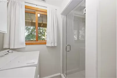 1522 Russet Dr, Eugene, OR 97401 - Photo 23