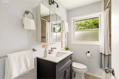 1100 SE 114th Pl, Portland, OR 97216 - Photo 21
