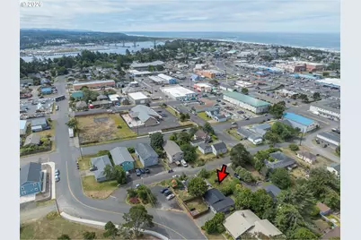 317 NE Benton St, Newport, OR 97365 - Photo 43