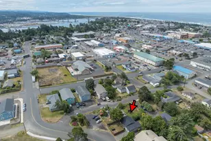 317 NE Benton St, Newport, OR 97365 - Photo 43