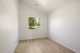 5832 SE Woodland Dr, Gresham, OR 97080 - Photo 23