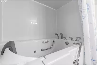 241 SW Ebb Ave, Lincoln City, OR 97367 - Photo 29