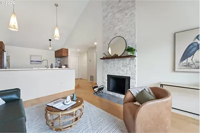 5250 S Landing Dr #310, Portland, OR 97239 - Photo 7