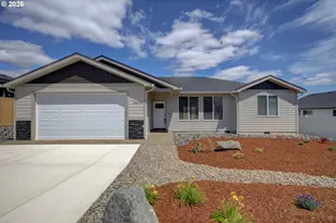 260 SE Logan St, Winston, OR 97496 - Photo 47