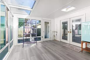 2247 Oregon Ct, Woodburn, OR 97071 - Photo 3