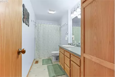 2247 Oregon Ct, Woodburn, OR 97071 - Photo 19