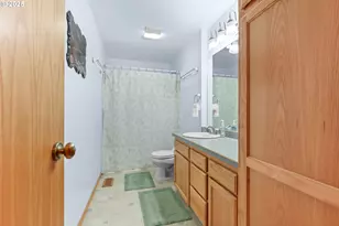 2247 Oregon Ct, Woodburn, OR 97071 - Photo 19