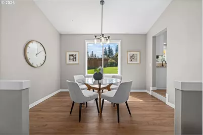 17369 Wake Robin Cir, Oregon City, OR 97045 - Photo 9