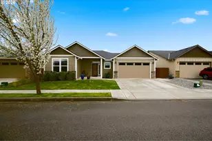 1614 NW 23rd Ave, Battle Ground, WA 98604 - Photo 1