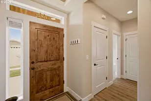 1614 NW 23rd Ave, Battle Ground, WA 98604 - Photo 3