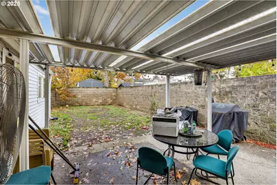 8739 SE Knapp St, Portland, OR 97266 - Photo 19