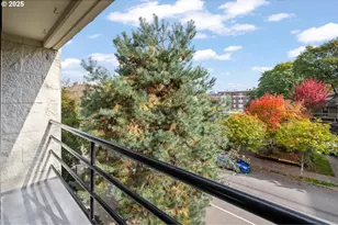 1907 NW Hoyt St, Portland, OR 97209 - Photo 13