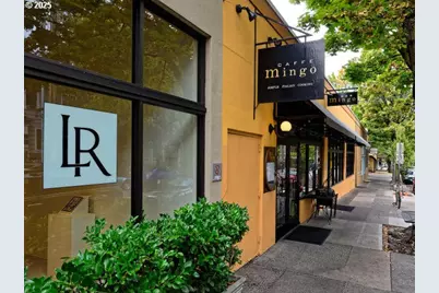 1907 NW Hoyt St, Portland, OR 97209 - Photo 39