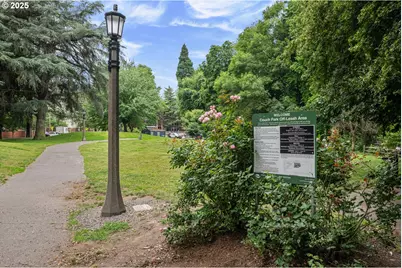 1907 NW Hoyt St, Portland, OR 97209 - Photo 35