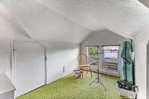 633 SE Ash St, Dallas, OR 97338 - Photo 29