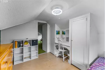 633 SE Ash St, Dallas, OR 97338 - Photo 27