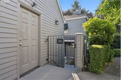 38 Greenridge Ct, Lake Oswego, OR 97035 - Photo 1