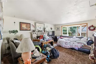 6634 A St, Springfield, OR 97478 - Photo 3