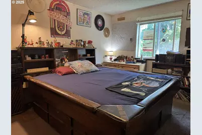 1966 SW Galley Ct, Lincoln City, OR 97367 - Photo 3