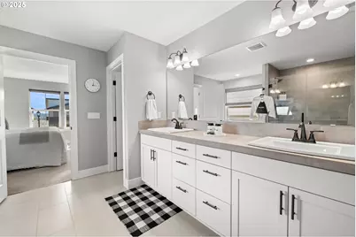 15754 SW Vanderwood Ave, Portland, OR 97224 - Photo 25