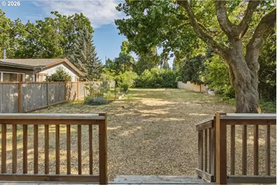 150 Elkay Dr, Eugene, OR 97404 - Photo 33